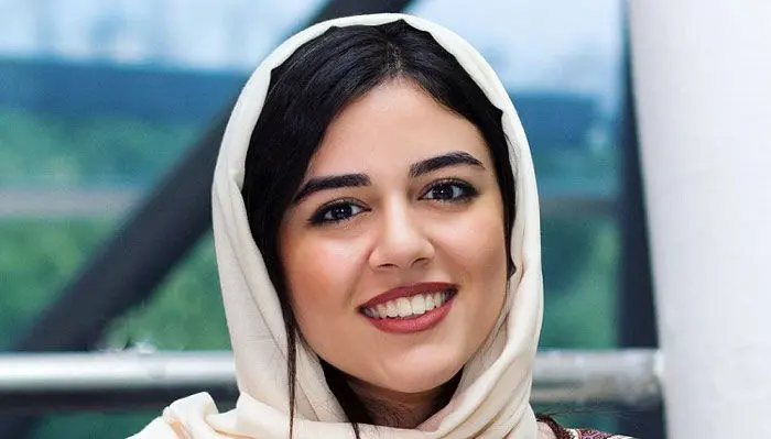 تصویر جدید و جذاب ماهور الوند در کنار پدرش
