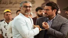 فیلمساز ۱۰۰ میلیارد برای فیلمش بلیت می‌خرد که بگوید فیلم پرفروش است!