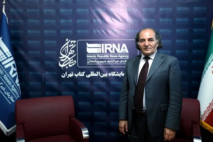مترجم ترکیه‌ای: خوشحالم که عمرم صرف ترجمه آثار فارسی شد/ بابت ترجمه شاهنامه رئیس‌جمهوری دو کشور از من تشکر کردند