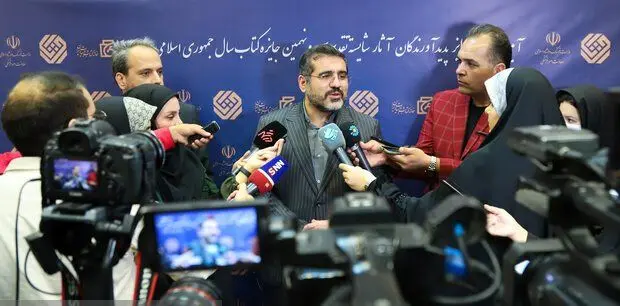 تعیین تکلیف هنرمندان معترض در جریان ناآرامی‌ها | وزیر ارشاد:‌ از هنرمندان می‌خواهیم اختلافات را دامن نزنند
