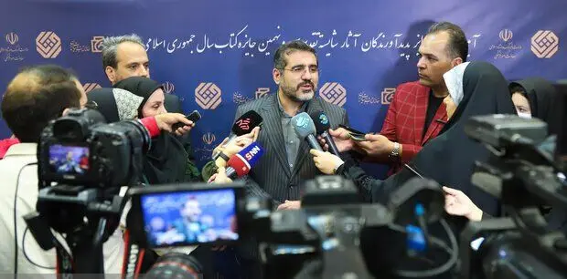 تعیین تکلیف هنرمندان معترض در جریان ناآرامی‌ها | وزیر ارشاد:‌ از هنرمندان می‌خواهیم اختلافات را دامن نزنند
