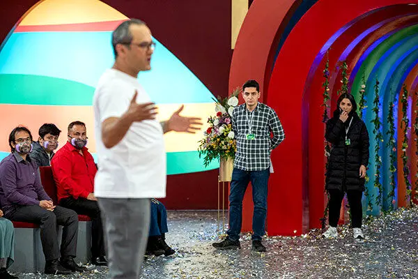 خداحافظی رامبد جوان با فصل هشت «خندوانه»/هدف رضایت مردم ایران بود