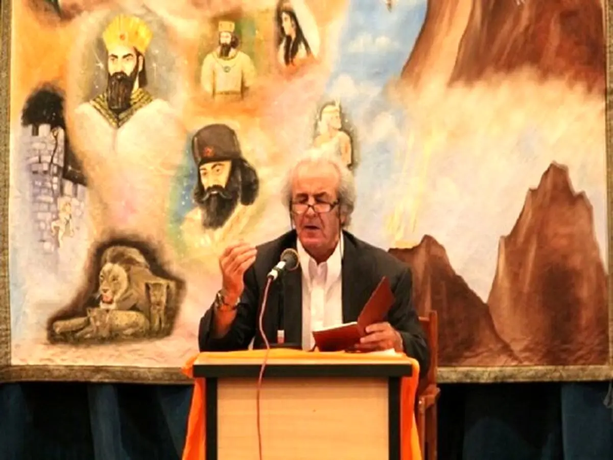 سراینده شعر معروف «وطن» درگذشت
