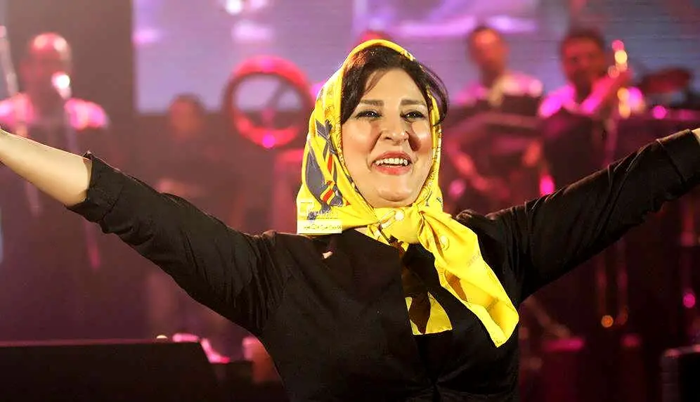 مرجانه گلچین: سال عجیبی داشتم/از چند پله ناگهان پَرت شدم