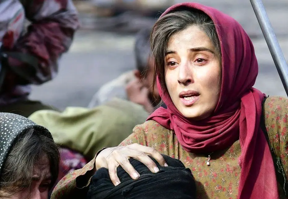 اتاقک گلی؛ روایت یک عاشقانه وسط میدان جنگ
