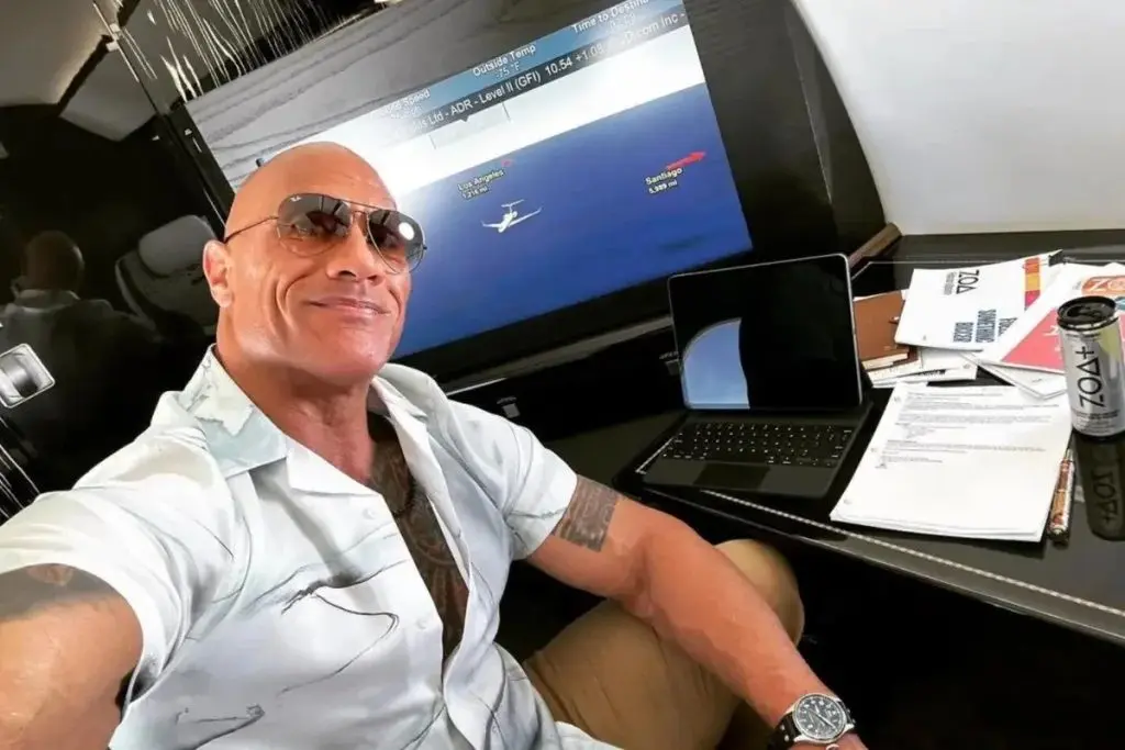 نگاهی به جت‌های شخصی و لاکچری دواین جانسون