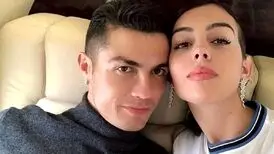 همسر کریس رونالدو با مانتو و روسری در عربستان