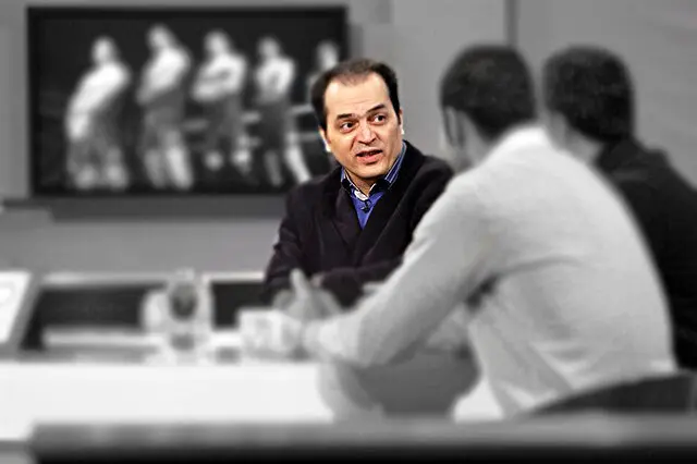 پیمان یوسفی چرا در پایان گزارش فوتبال ایران اشک ریخت؟
