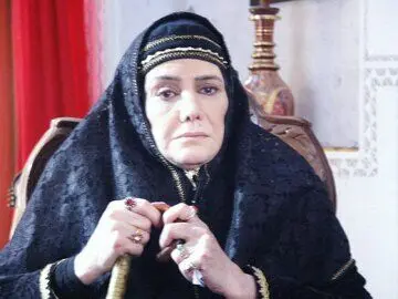 فخری خوروش در آمریکا درگذشت

