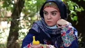 بیوگرافی و عکس های شخصی آتنا مهیاری، ماه کاووس سریال نون خ
