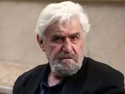 سکانسی از فیلم شاه نقش و آخرین هنرنمایی زنده یاد عنایت بخشی