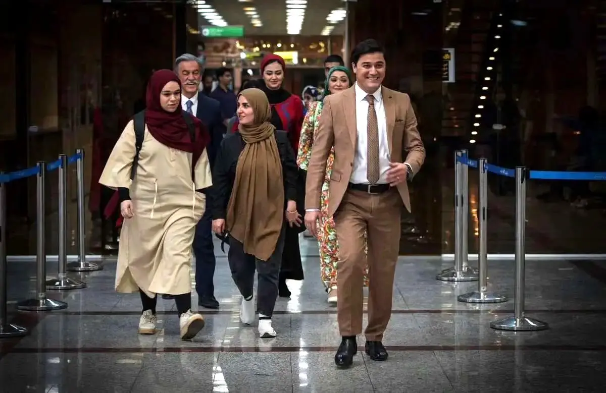 نگاهی به چیدمان قصر شاهانه منوچهر حبیب‌اف، دامادِ تاجیکی نقی درسریال پایتخت