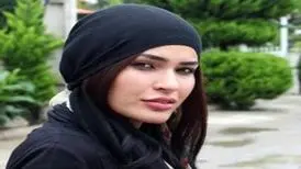 خواستگاری از خانم بازیگر ایرانی در زیر دریا + فیلم گفتگو با شیوا طاهری