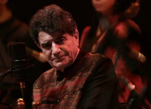 سوئیسی‌ها به تماشای زندگی شجریان می‌نشینند