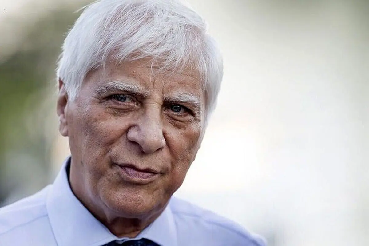 برای خبرسازان بی‌مسئولیت متأسفم