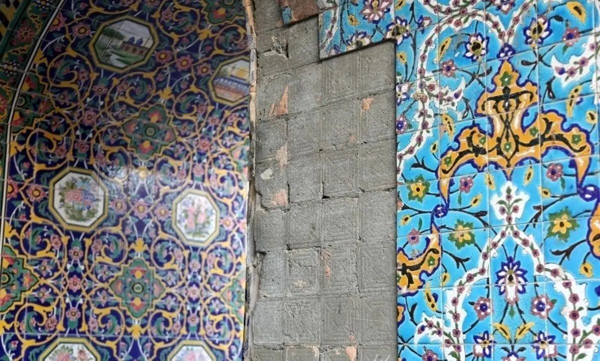 فروپاشی کاشی‌کاری‌های مسجد سید اصفهان
