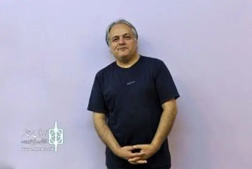 منوچهر اکبرلو: نسل جدید هوشمندانه‌تر به تئاتر فکر ‌می‌کنند

