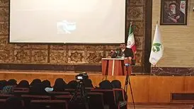 وزیر فرهنگ: عده‌ای معیشت هنرمندان را به بازی‌های سیاسی گره می‌زنند