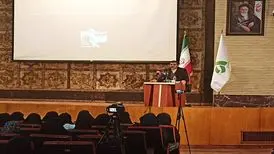 وزیر فرهنگ: عده‌ای معیشت هنرمندان را به بازی‌های سیاسی گره می‌زنند