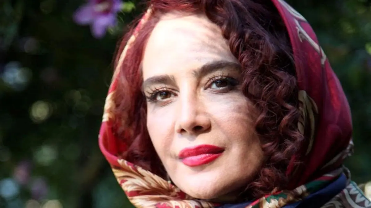 مجردی نگین صدق گویا در 52 سالگی
