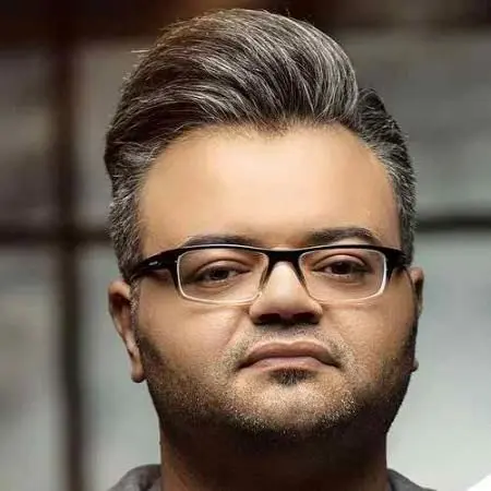 برخورد ناشایست مجری شبکه arb آذربایجان با افشین آذری/ فیلم