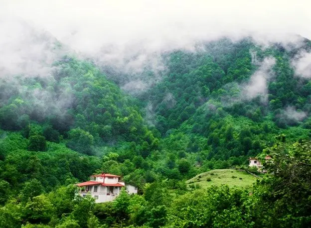 از ویلاهای شمال تا بوم گردی‌های یزد