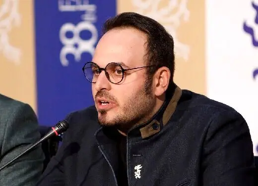 فیلم جدید مهدویان اجازه ساخت نگرفت / نویسنده «مطرود»: گفتند سیاه است اشاعه ناامیدی می‌کند / فیلم‌نامه اقتباس آزادی از رمان «بیگانه» نوشته آلبر کاموست؛ یکی از ۱۰ رمان پرخواننده تاریخ
