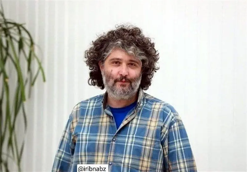 معاون سیما: درآمدزایی تلویزیون از "بازار فجر"، معیشت دوبلورها و آخرین وضعیت سریال‌های "سلمان فارسی" و "حضرت موسی"
