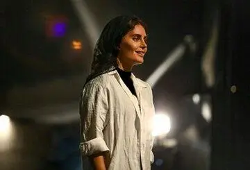 الناز شاکردوست با «آواز عاشقانه دختر دیوانه» در تئاتر شهر
