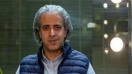 ایوب آقاخانی: نیازمند امروزی کردن ادبیات شاهنامه هستیم/ ضعف فنی مهم‌ترین دلیل عدم موفقیت آثار کهن
