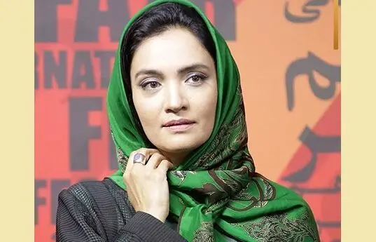 میترا حجار بازداشت شد
