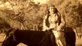 مسن‌ترین بازیگر زن برنده سیمرغ بلورین جشنواره فیلم فجر چه کسی بود؟
