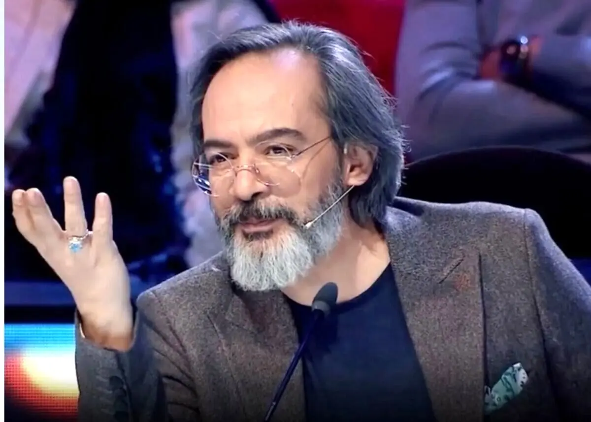 کارن همایونفر: داور فوتبال نیستم که دقیقه ۹۰ بخواهم پنالتی بگیرم یا نگیرم/ کمتر از ۲۴ ساعت حضورم در «عصر جدید» قطعی شد