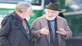 رابرت دنیرو کمدین می‌شود