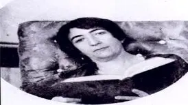شاعر و نویسنده کتاب آشپزی و خانه‌ داری عهد قاجار
