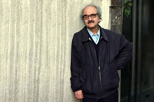 شفیعی‌کدکنی در آغوش حدادعادل در مراسم وداع/ عکس
