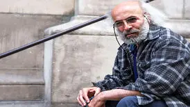 یکی از پرفروش‌ترین فیلم‌های غیرکمدی سینمای ایران را خواهم ساخت/ چون دستگاه چاپ پولم خراب شد، «ویلای ساحلی» را ساختم
