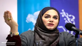 واکنش نرگس آبیار به انتقادها از ساخت دکور سریالش در باغ عفیف‌آباد / بخشی از دکور را برداشتیم
