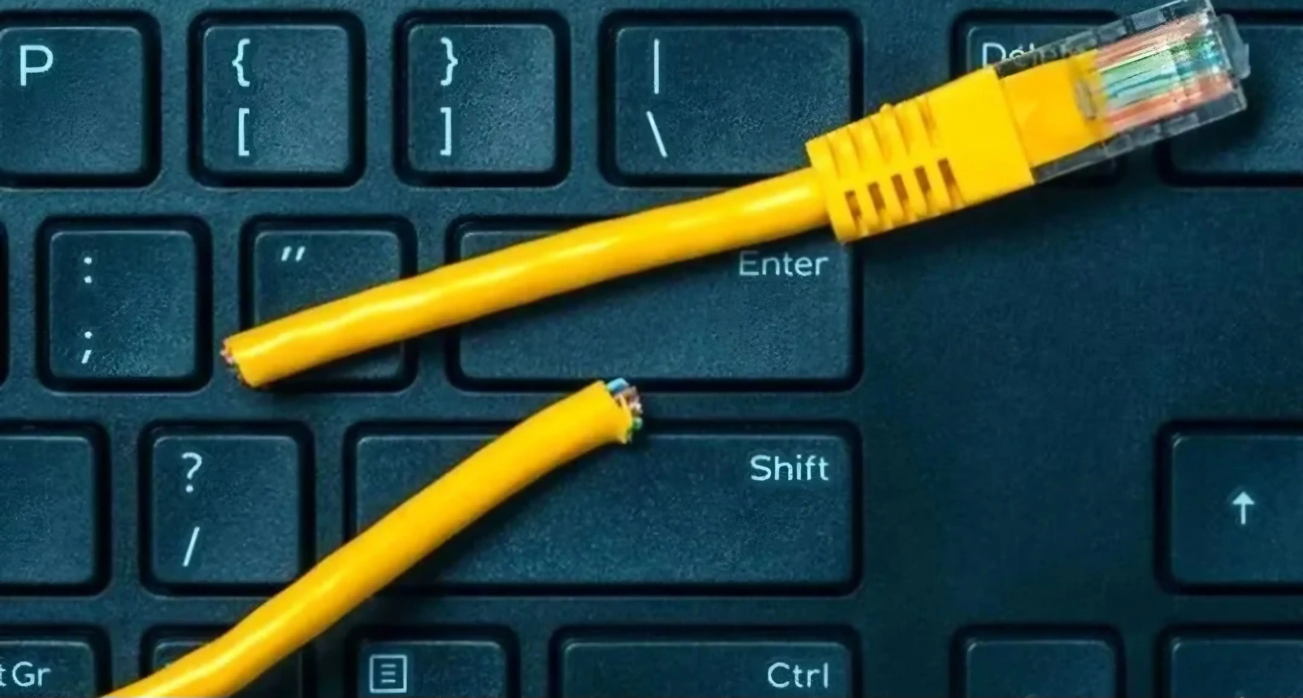 وصل شدن اینترنت بین الملل به کجا رسید؟

