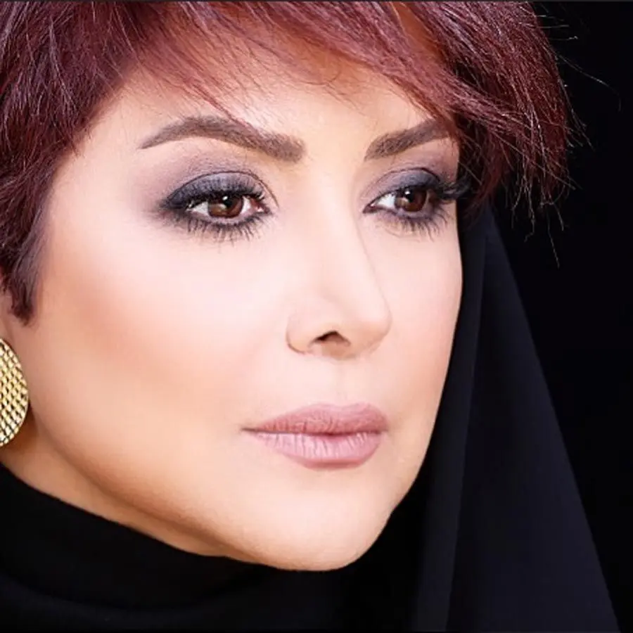 عکسی زیرخاکی از کودکی کمند امیرسلیمانی
