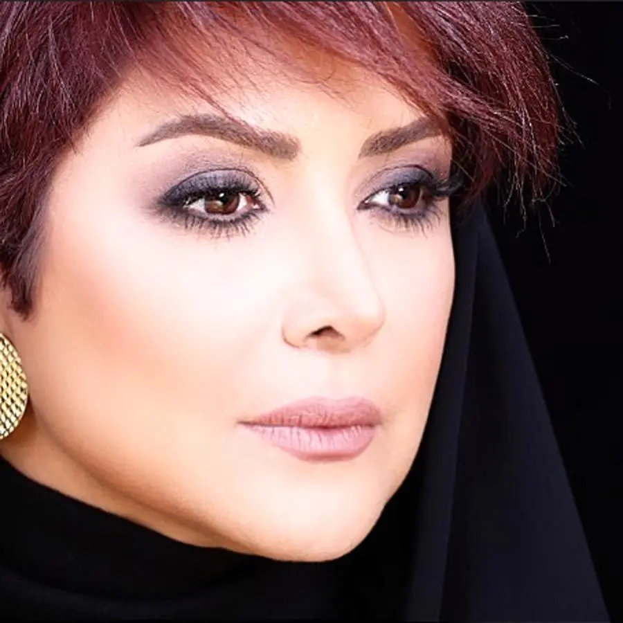 عکسی زیرخاکی از کودکی کمند امیرسلیمانی