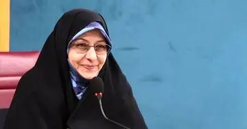 انتقاد روزنامه اصولگرا از انسیه خزعلی:حرف شما در باره بازیگر شدن طلبه‌های زن، غیرکارشناسی است / قبلا هم طلبه‌ها به این عرصه آمدند و استحاله شدند
