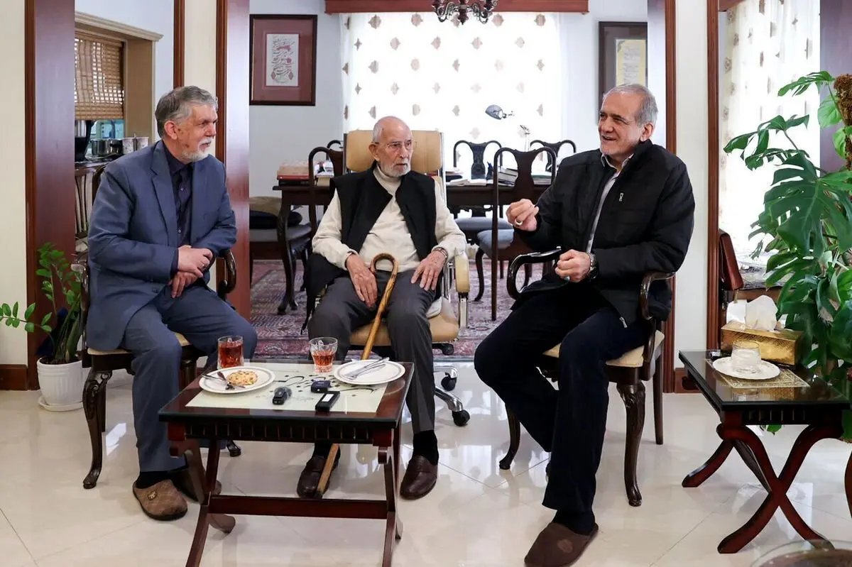 سانسور دیدار رئیس‌جمهور با چهره ماندگار کشور توسط صداوسیما/ معاون دفتر رئیس جمهور: مرحبا به این سلیقه!


