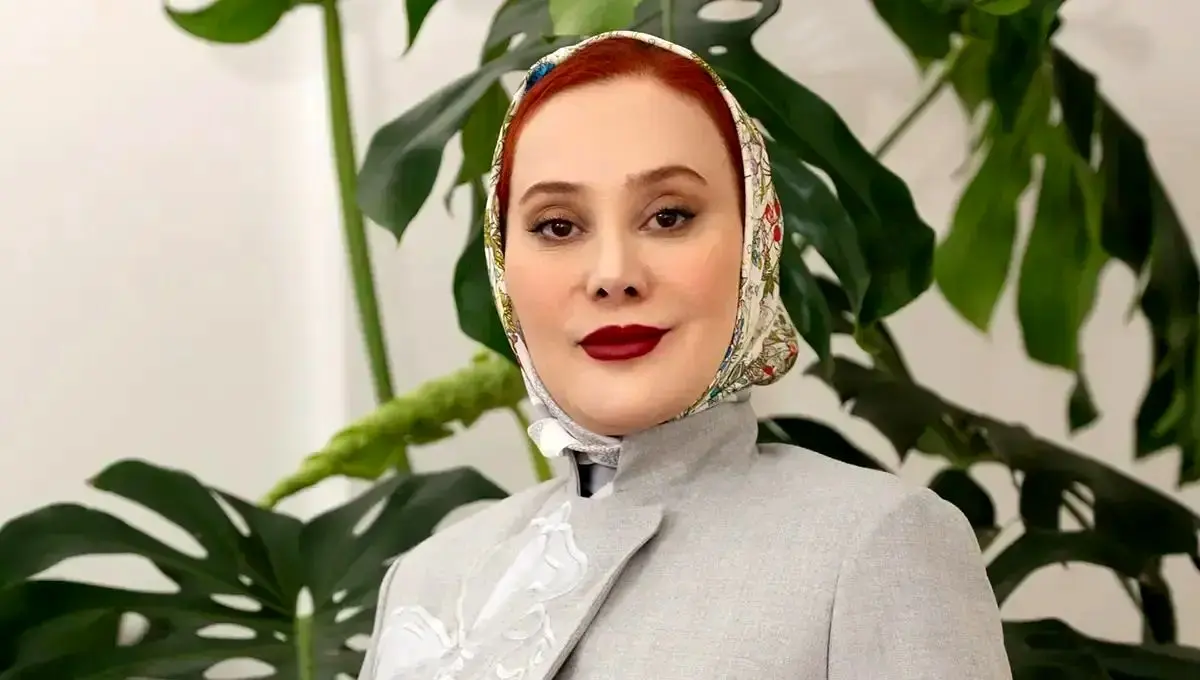 استایل زیبا و کریسمسی «آرام جعفری» 