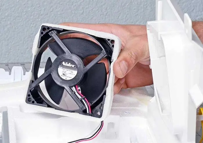 فن یخچال چه وظیفه‌ای دارد و چه زمانی باید تعویض شود؟