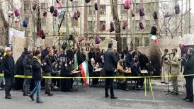 تجمع هنرمندان مقابل دفتر یونیسف