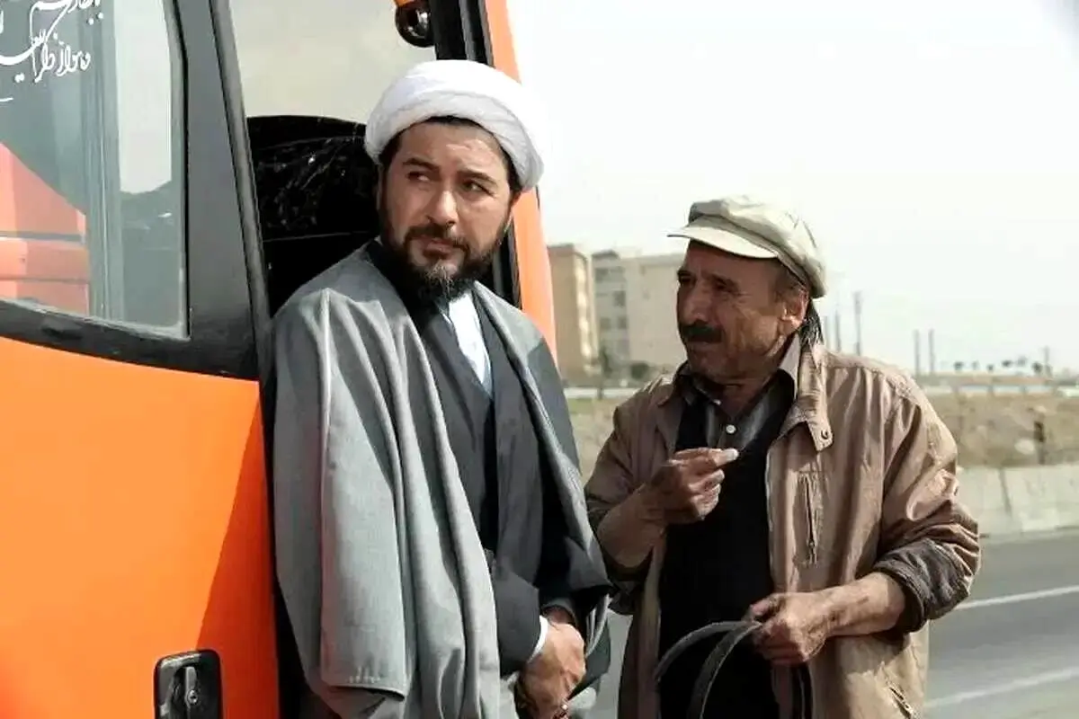 امیرحسین صدیق حین بازی در نقش روحانی سکته کرد
