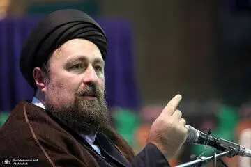 دلجویی سیدحسن خمینی از یک خبرنگار
