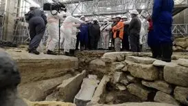 عکس | کشف تابوت باستانی زیر کلیسای نوتردام