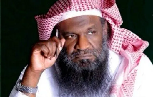 امام جماعت سابق مسجدالحرام بازیگر تبلیغاتی شد / عکس